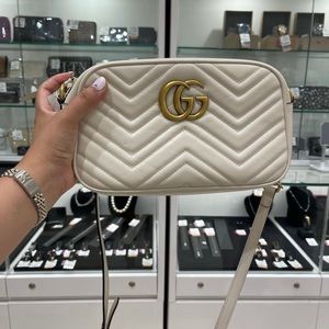 Pre-Loved Gucci Marmont Crossbody